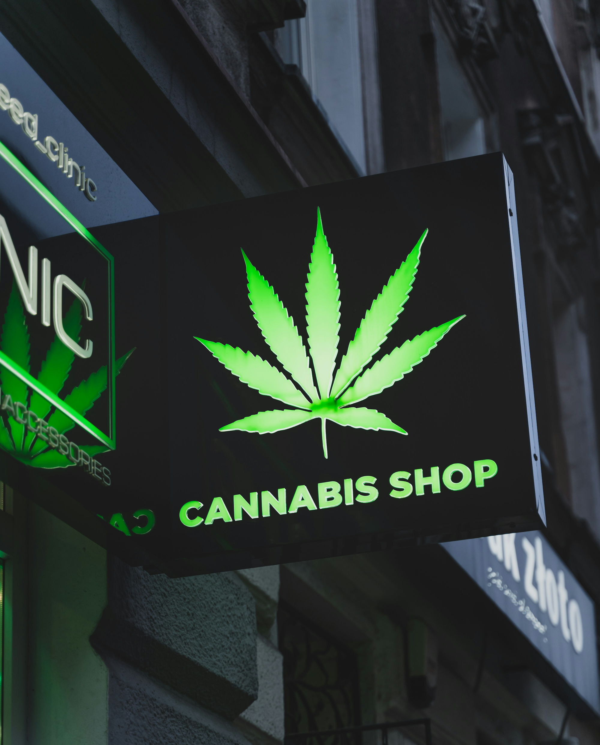 Fake Logo